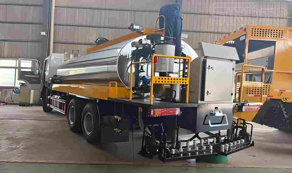 news3.1Cement Spreader Trucks